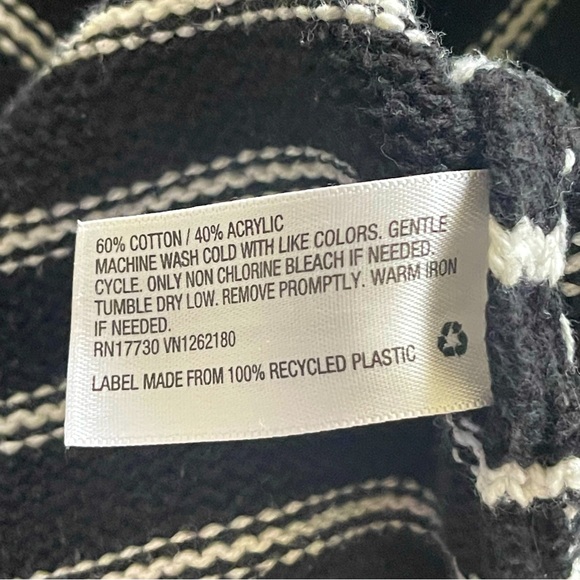 A New Day Sweaters - Quantity 2 - Picture 4 of 4